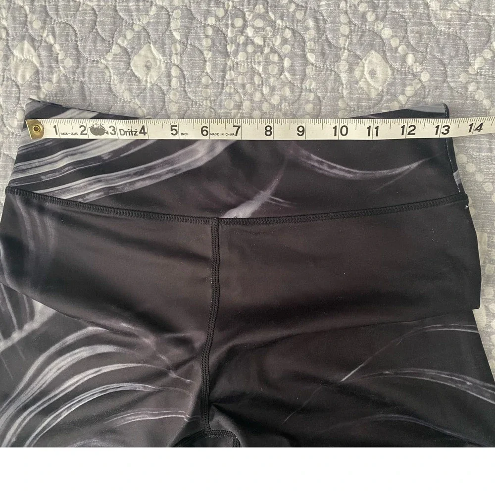 Wise Fool Leggings Black White Palms Size Medium